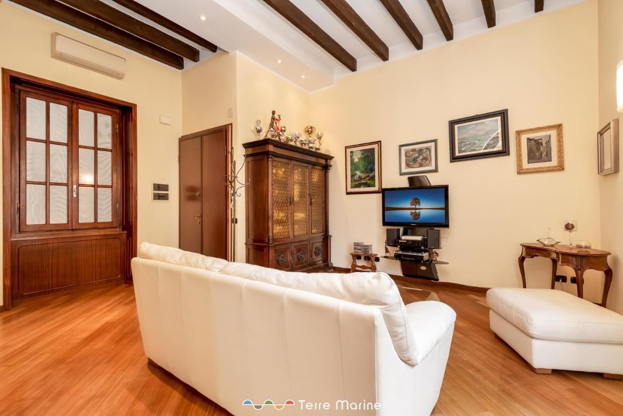 Ferienwohnung Gallery 22, Terremarine La Spezia Exterior foto